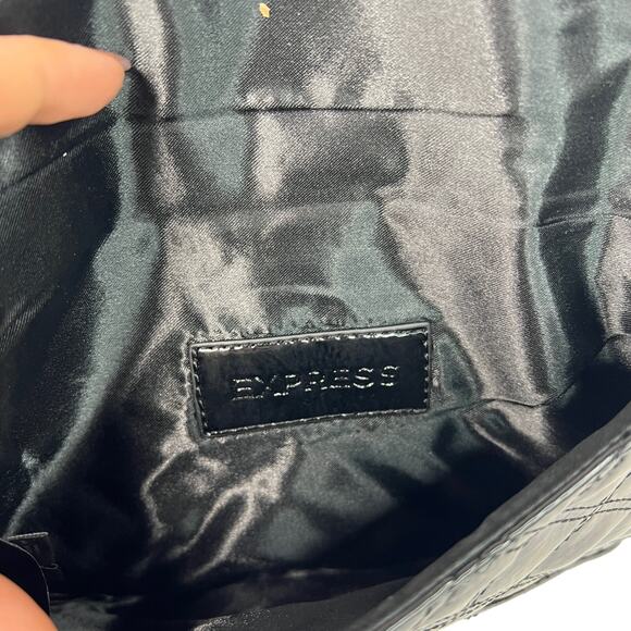 Express Quilted Patent Faux Leather Envelope Clutch Wristlet Bag Black Y2K NEW - Picture 7 of 7